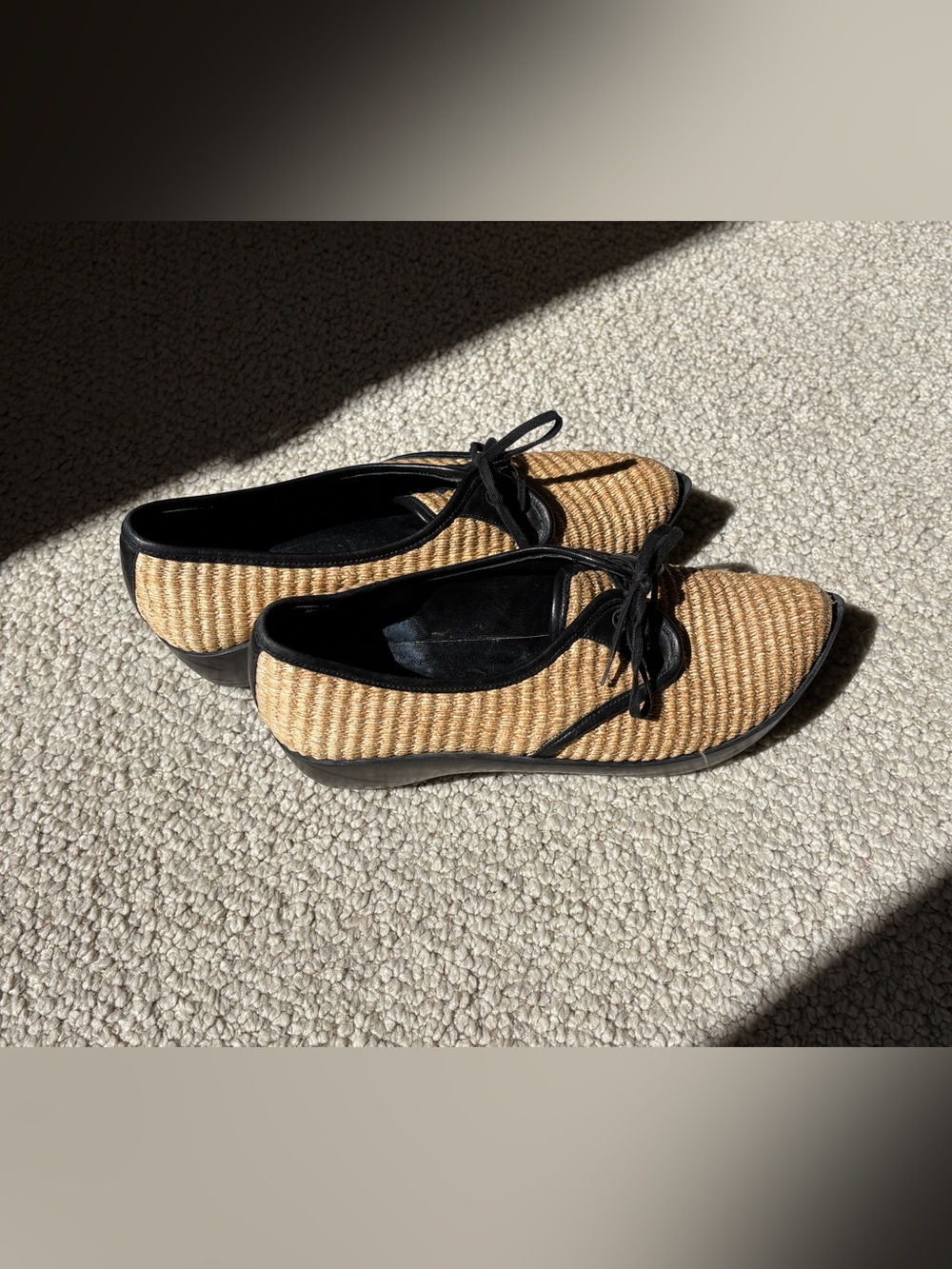 Robert Clergerie Woven Tan Raffia  Shoes Size 7